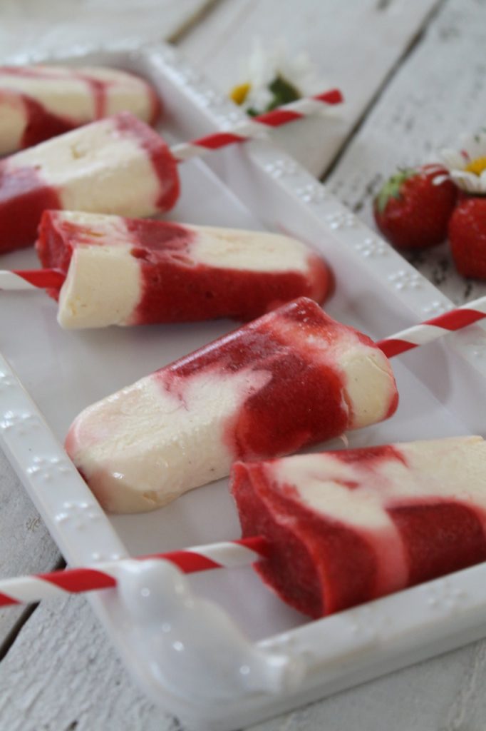 Der Sommertrend Schlechthin Erdbeer Kokos Popsicles Cuplovecake Der Sommertrend Schlechthin Erdbeer Kokos Popsicles Cuplovecake